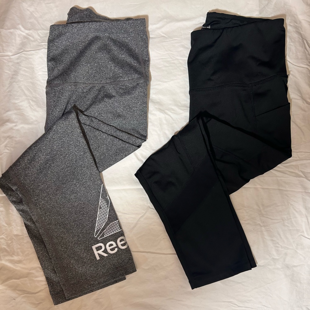 Reebok Leggings 3/4 Length Capri Women’s Medium Black Grey Gray Yoga Running Gym